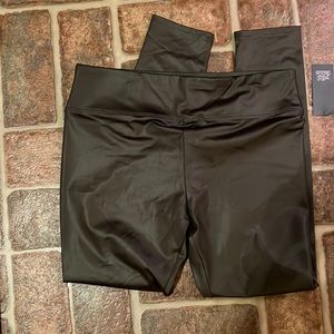 Wild Fable green liquid leggings